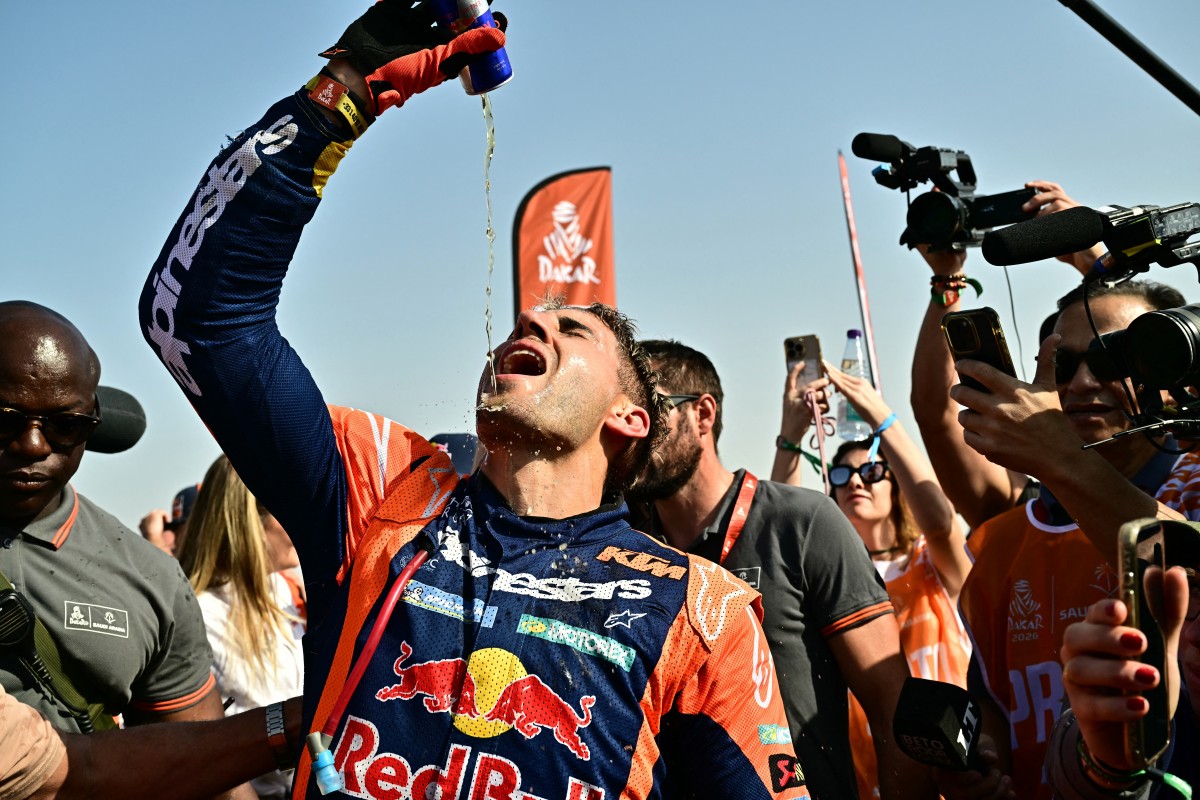 لوسيانو بينافيديس يحتفل بالفوز. (أ ف ب)