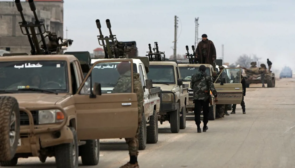 انسحاب "قسد" وضغوط الوسطاء: ماذا حصل قبل ساعات التهدئة؟