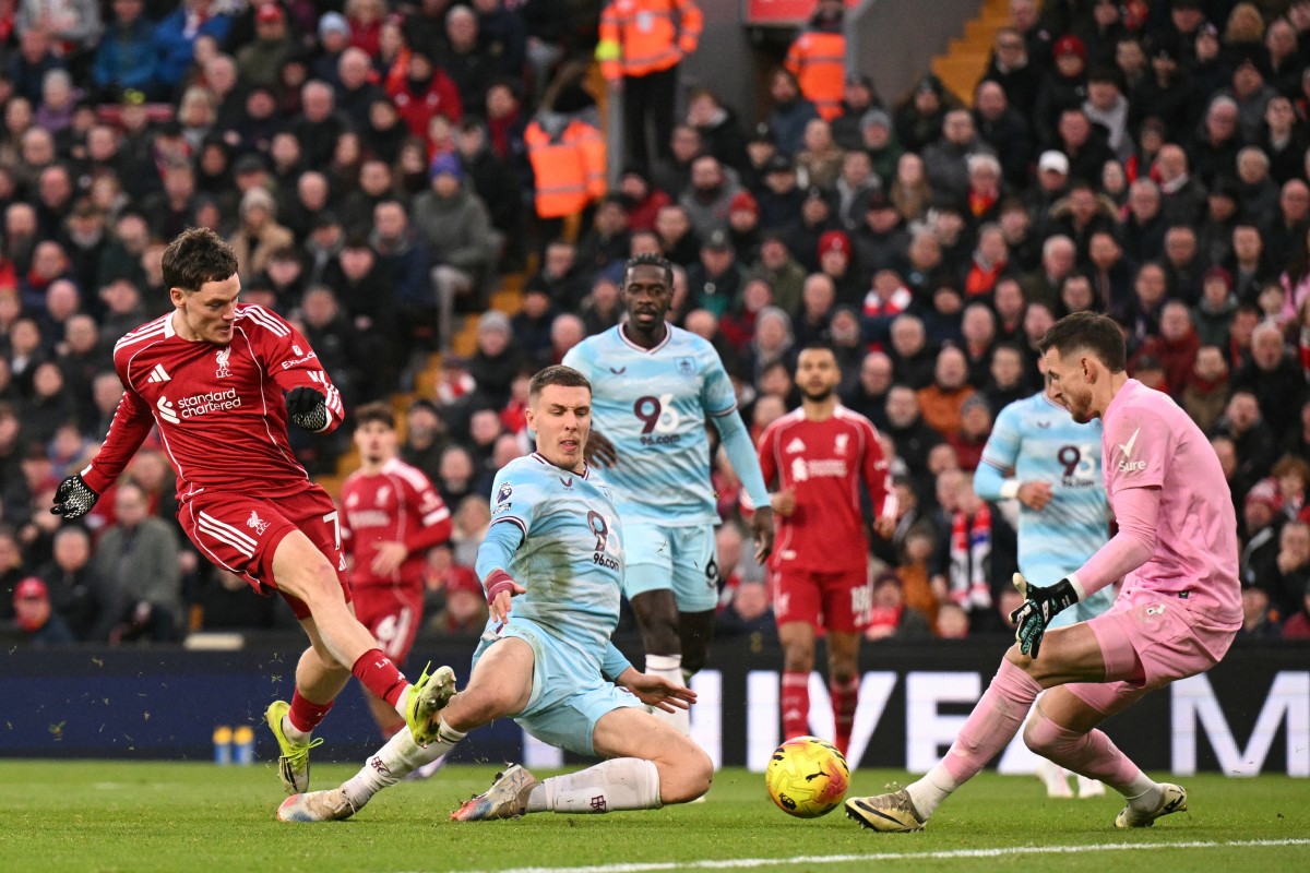 من مباراة ليفربول وبيرنلي. (أ ف ب)