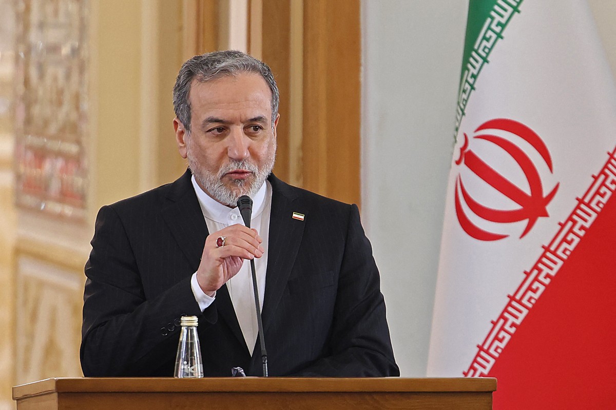 وزير الخارجية الإيراني عباس عراقجي. (أ ف ب)