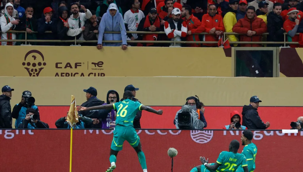 السنغال تنهي "حلم" المغرب وتتوّج بلقب كأس أمم أفريقيا (فيديو وصور)