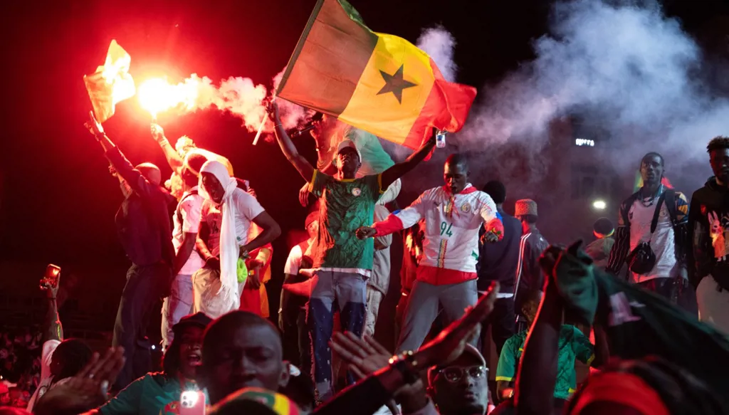 عقوبات ثقيلة بعد نهائي كأس أمم أفريقيا بين المغرب والسنغال… إيقافات وغرامات بالجملة