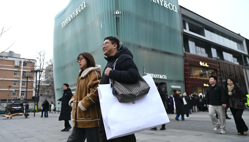 الصين تُسجّل نموّاً اقتصاديّاً بنسبة 5% في عام 2025