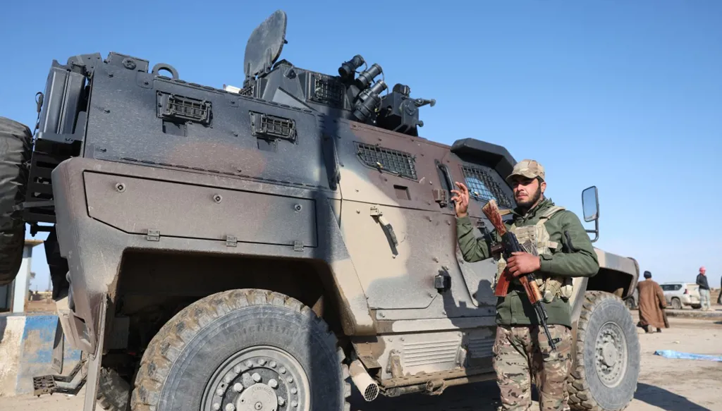 وزارة الإعلام السورية لـ"النهار": الساعات المقبلة حاسمة لإنهاء "قسد" والدولة عازمة على بسط سلطتها على السجون والمعابر والثروات