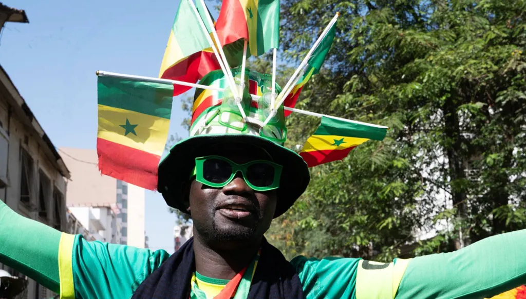 رئيس وزراء السنغال يزور المغرب وسط توتر كروي بين البلدين