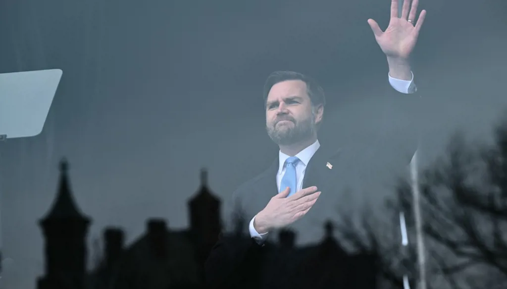 ترامب: فانس سيزور أرمينيا وأذربيجان الشهر المقبل