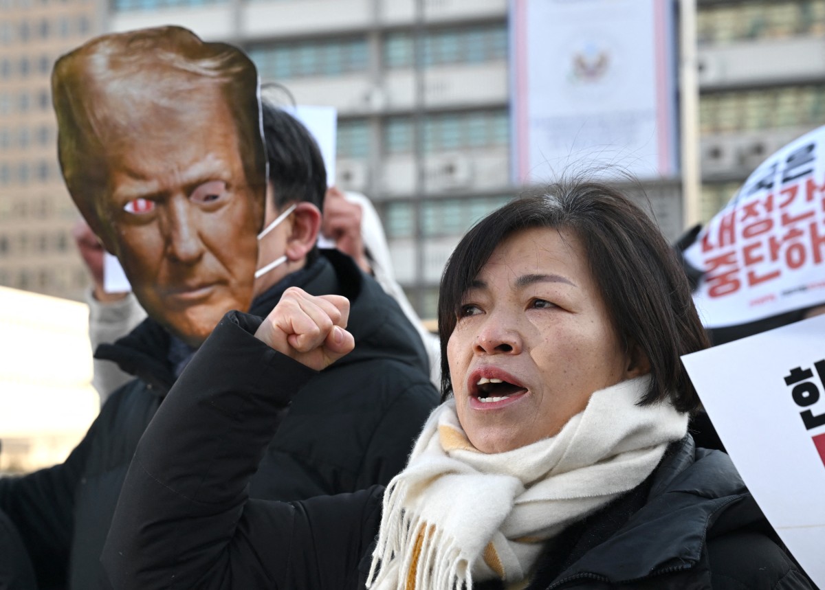 احتجاج ضدّ ترامب في سيول (أ ف ب).