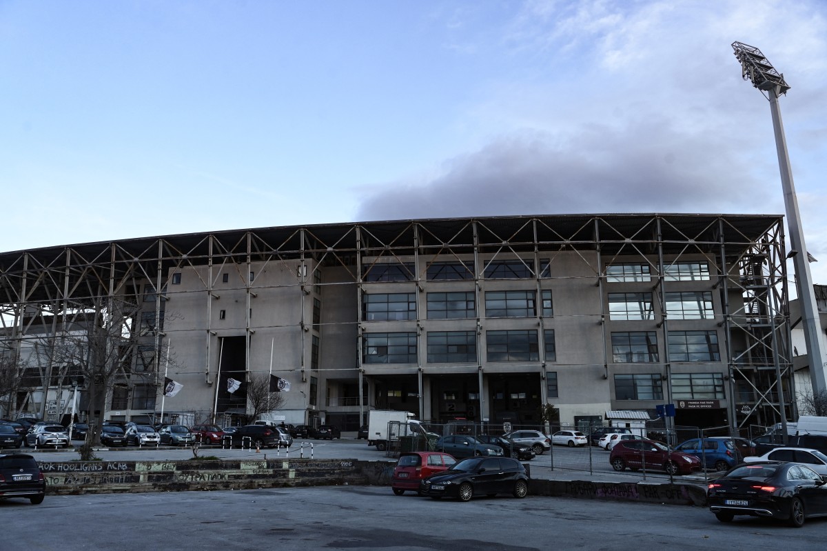 ملعب باوك في اليونان. (أ ف ب)