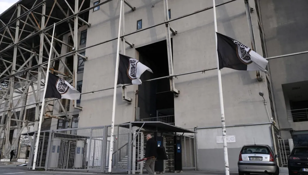 فاجعة تُصيب نادي باوك اليوناني... مصرع 7 مشجعين في حادث