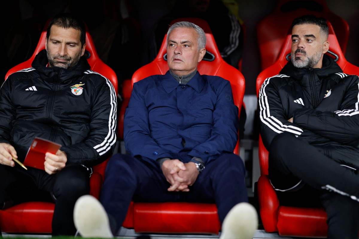 مدرب بنفيكا جوزيه مورينيو. (أ ف ب)