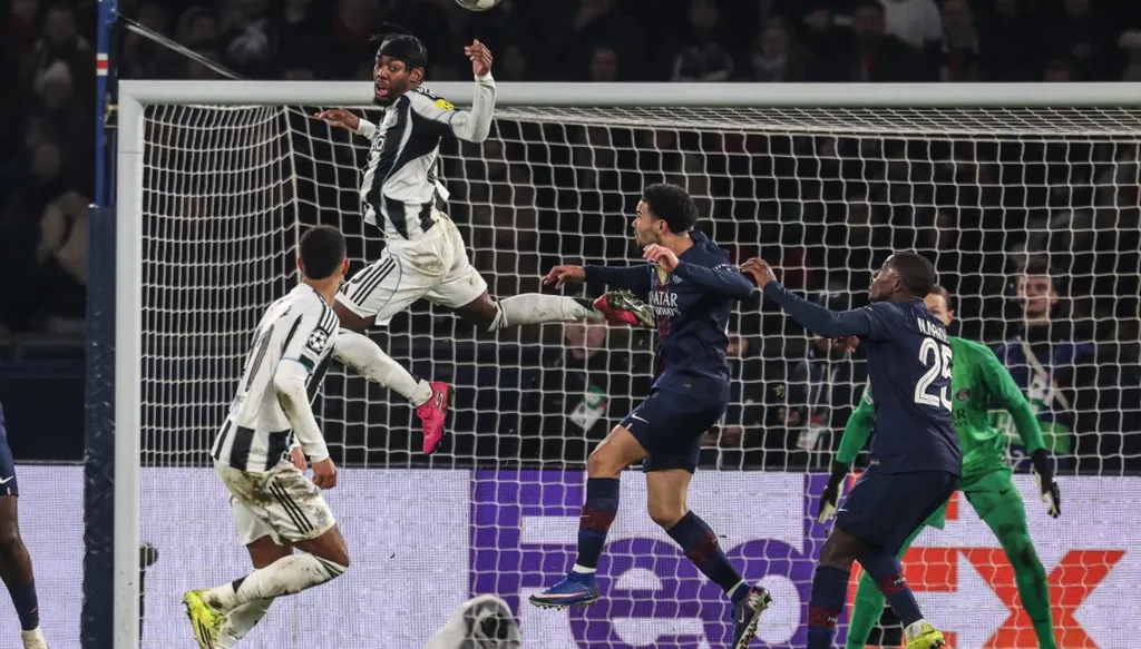 باريس سان جيرمان يتعادل مع نيوكاسل ويغيب عن مراكز التأهل المباشر في دوري أبطال أوروبا