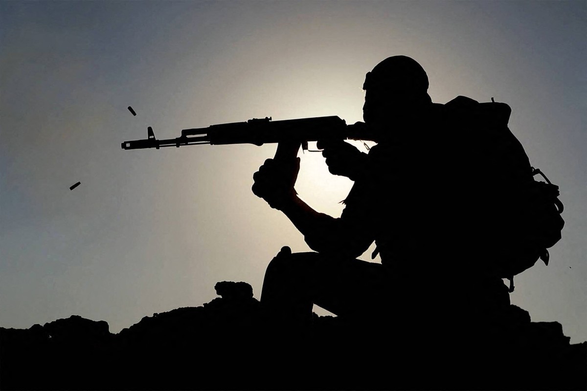 جندي في الحرس الثوري (أ ف ب)