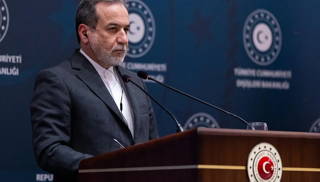 وزير الخارجية الإيراني: إذا وقع أي هجوم على طهران فسيكون ردنا قاسياً وقوياً جداً