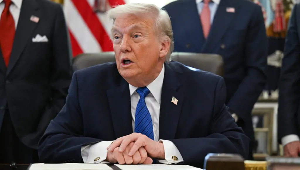 ترامب يعيّن مسؤولاً جديداً عن إحصاءات سوق العمل