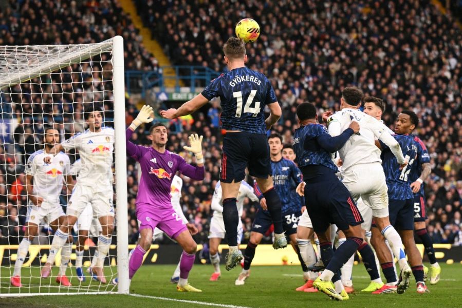 من مباراة أرسنال وليدز يونايتد. (أ ف ب)