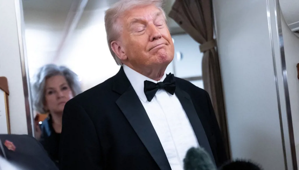 ترامب يعلّق على وثائق إبستين الجديدة: صورة معاكسة تماماً لما كان يأمله اليسار الراديكالي