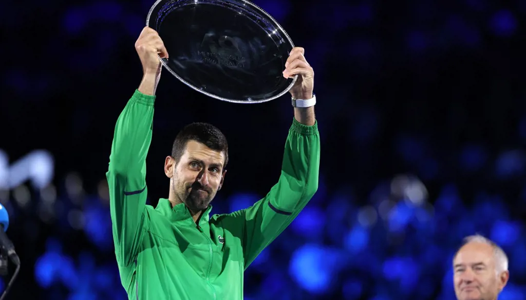 ديوكوفيتش يعترف أمام الجمهور ويُلمّح إلى مستقبل مجهول