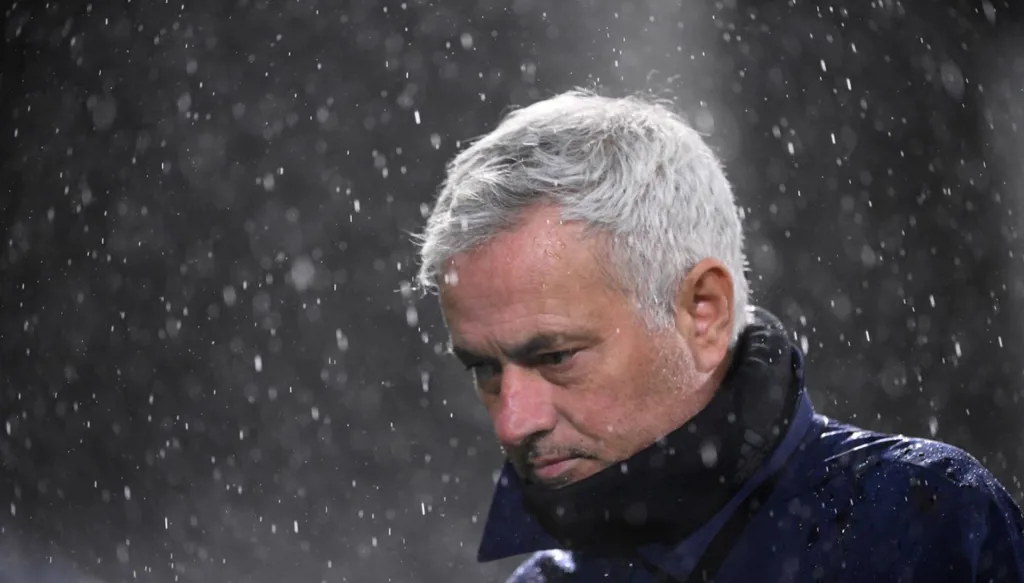 بعد تجربة بنفيكا... مورينيو على أعتاب تدريب منتخب البرتغال