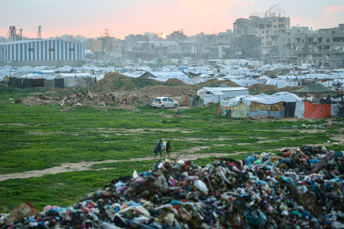 دمار في غزة. (أ ف ب)