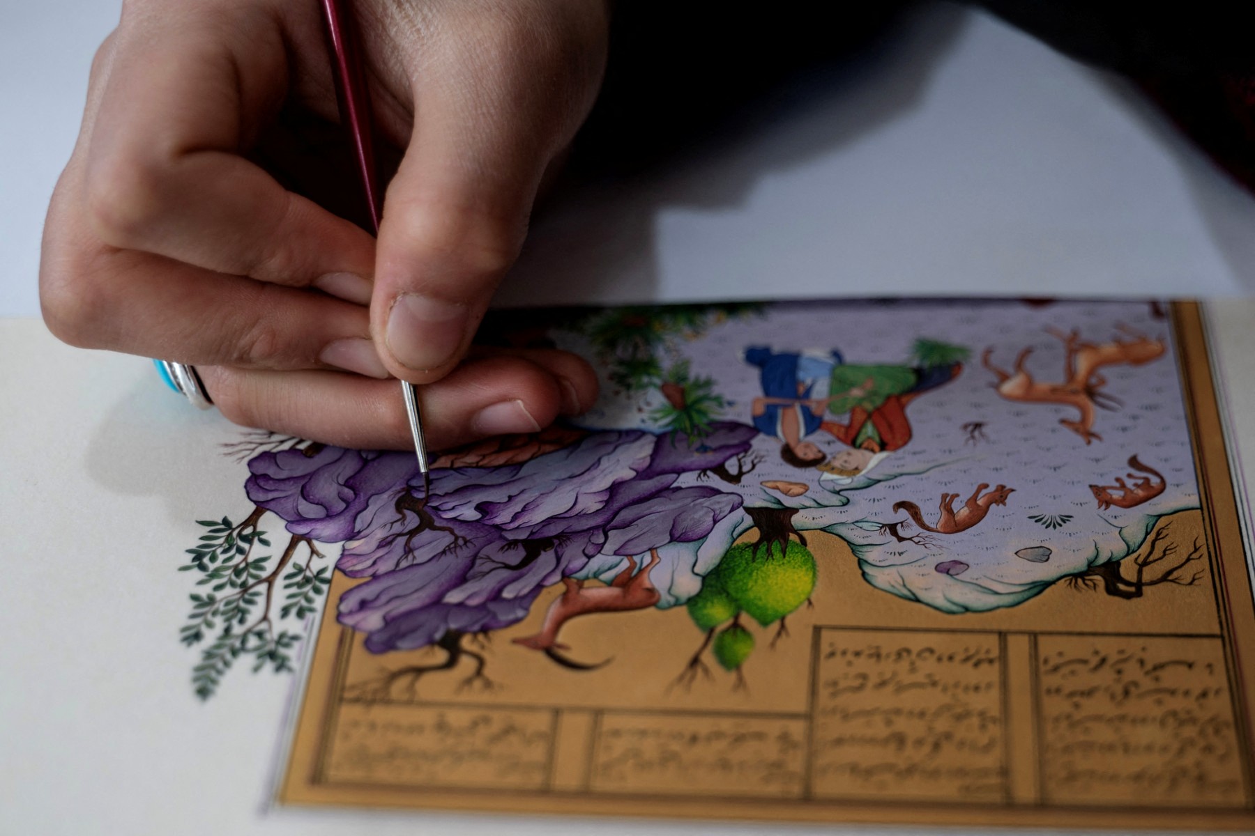 منمنمات (أ ف ب)