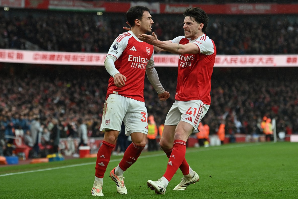 أرسنال لتأكيد الأفضلية في الدوري الإنكليزي. (أ ف ب)