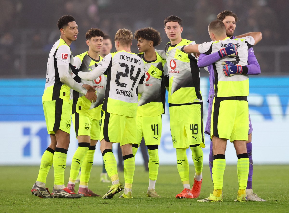 دورتموند يضيّق الخناق على بايرن ميونيخ. (أ ف ب)