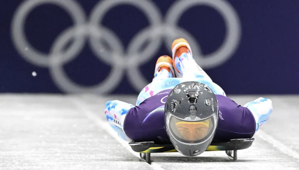 بين الضمير والميثاق... خوذة تُنهي حلم الأولمبياد