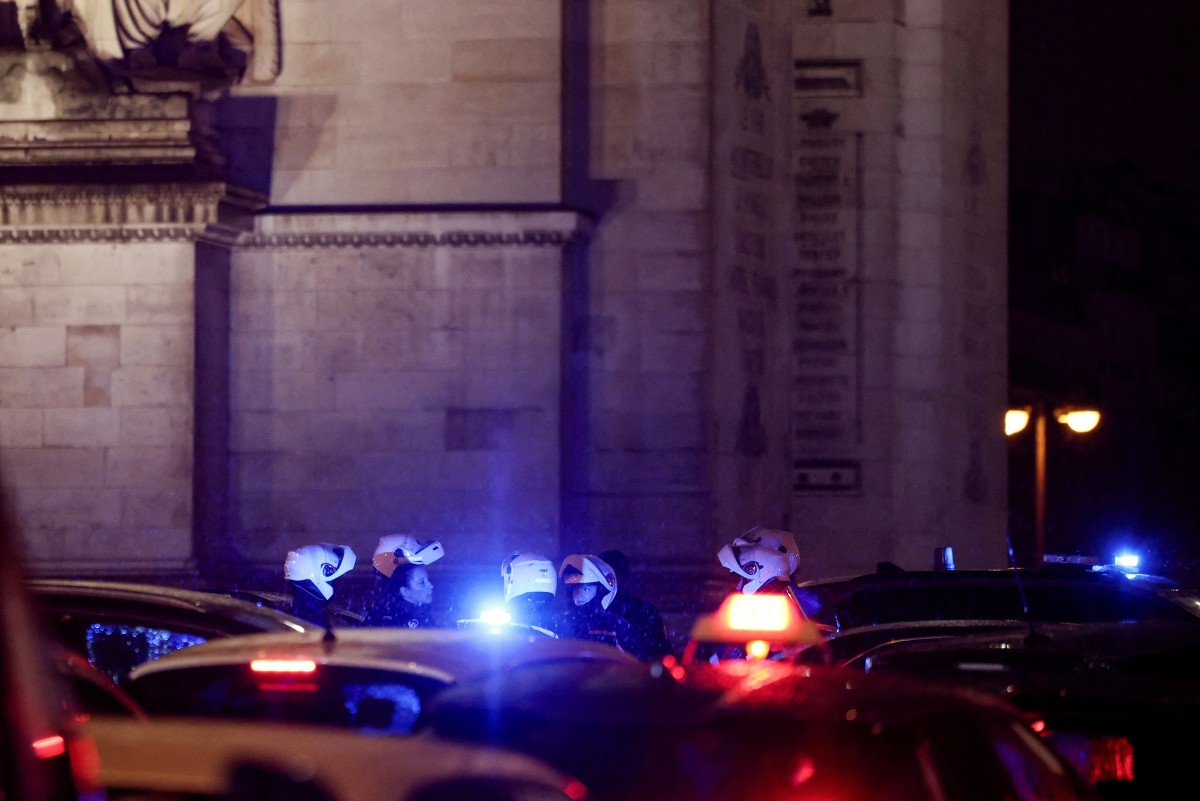 مكان الهجوم في باريس (أ ف ب).