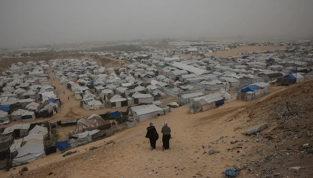 تعهدّات لإعمار غزة... تمويل خجول قياساً بالدمار وإسرائيل تُقيّد التنفيذ