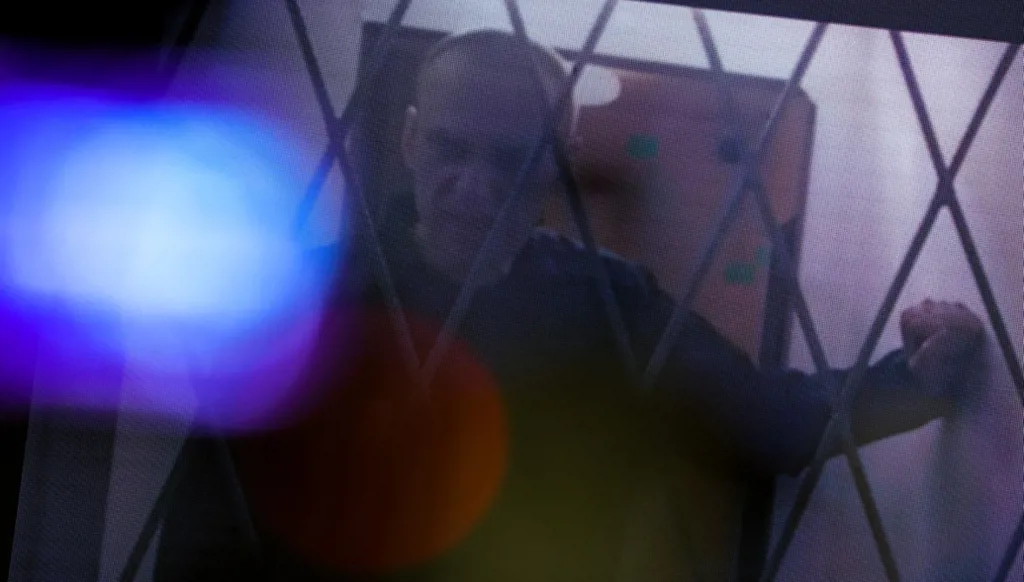 خمس دول بينها المملكة المتحدة تتهم موسكو بتسميم المعارض أليكسي نافالني