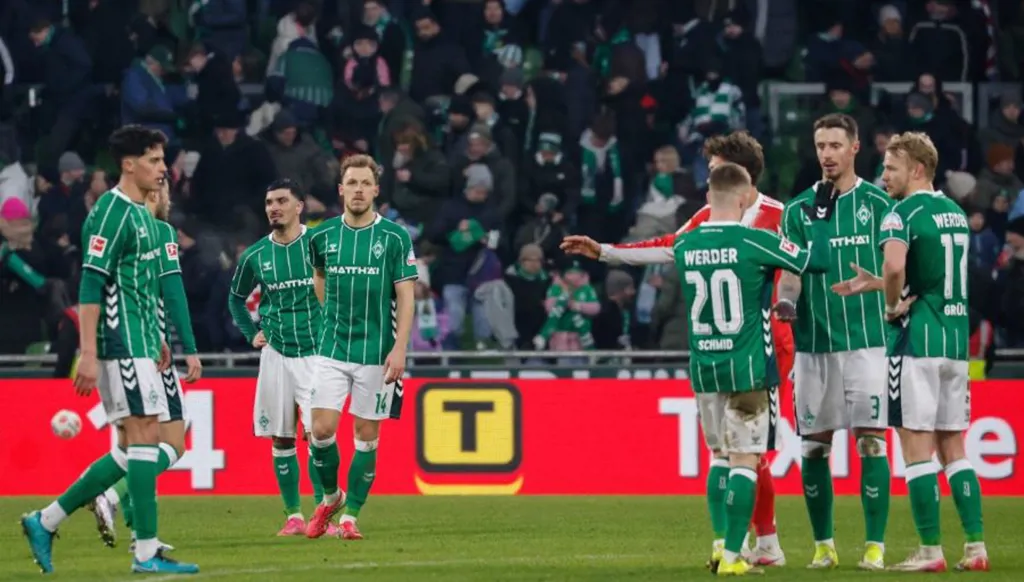 اضطرابات وحوادث إطلاق نار... فيردر بريمن يتّخذ قراراً عاجلاً بشأن جولته في الولايات المتحدة