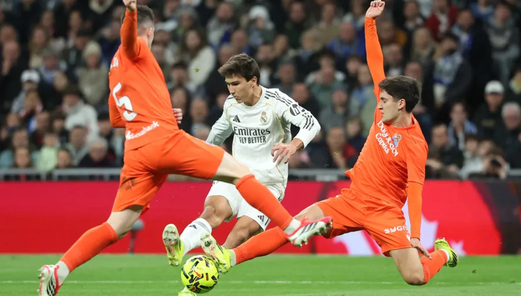 ليلة استعراضية في "سانتياغو برنابيو" ورسالة قوية قبل المواجهة الأوروبية أمام بنفيكا