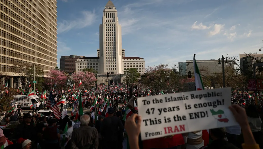 احتمالات التطور في الملف الإيراني