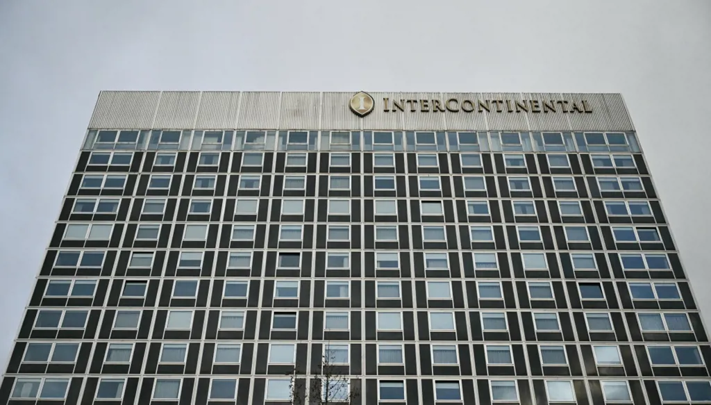 "تجاهل لجهود السلام"... وابل من المسيرات الروسية على أوكرانيا قبيل انطلاق المحادثات في جنيف