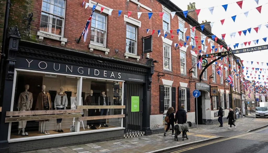 في بريطانيا... البطالة ترتفع إلى أعلى مستوى منذ خمس سنوات!