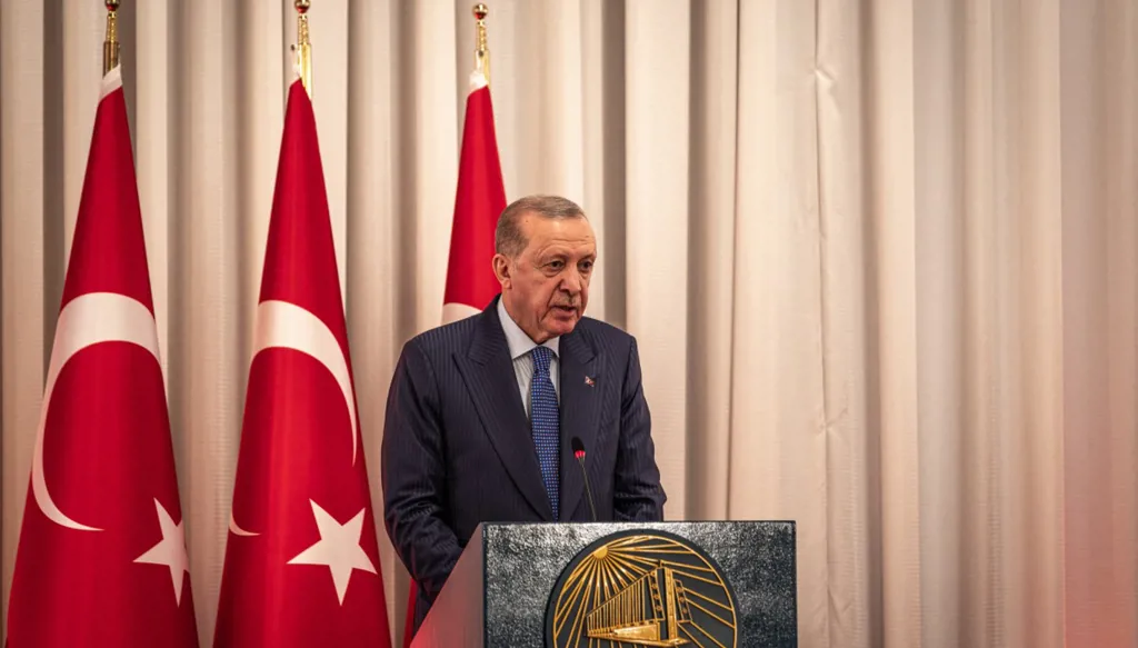 وزير الخارجية التركي سيحضر اجتماع مجلس السلام في واشنطن