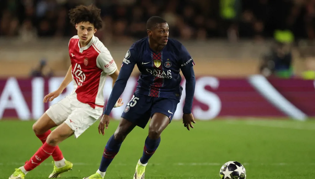 نونو مينديز... ظاهرة برتغالية في حديقة الأمراء