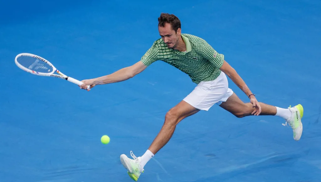 مواجهة من العيار الثقيل في نصف نهائي دورة دبي