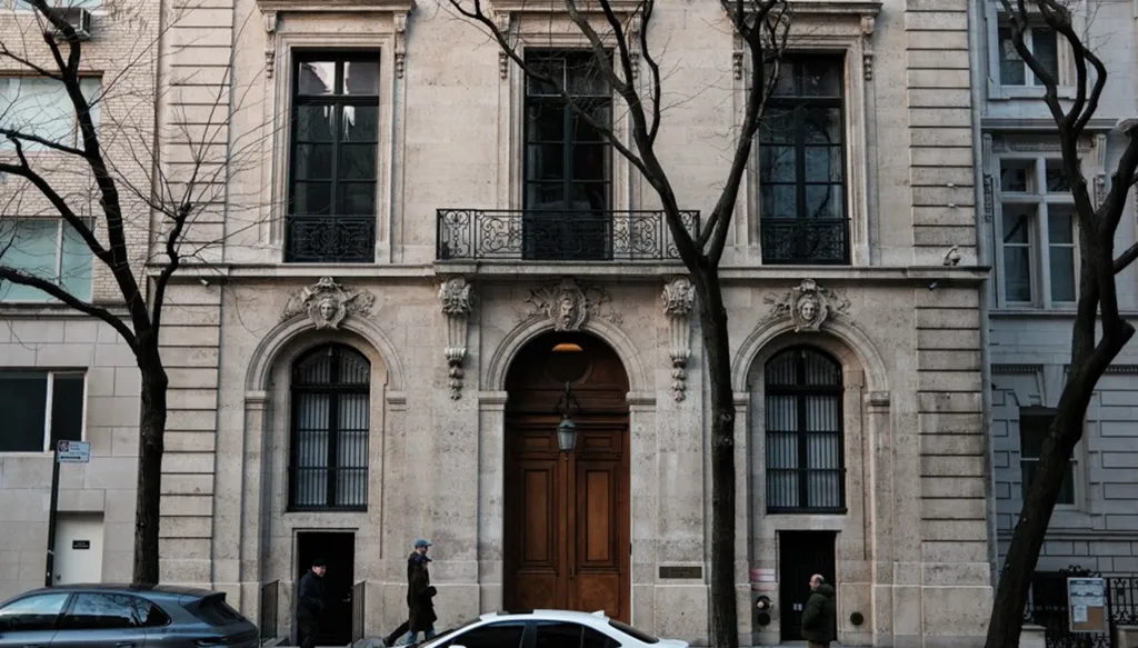 وزير الخارجية الفرنسي: التحقيق بشأن قضية إبستين سيتواصل حتى النهاية