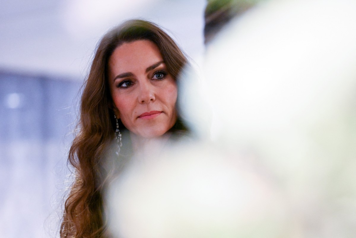 مكياج وكيت ميدلتون في بافتا 2026 لأناقة ملكية مستدامة (أ.ف.ب)