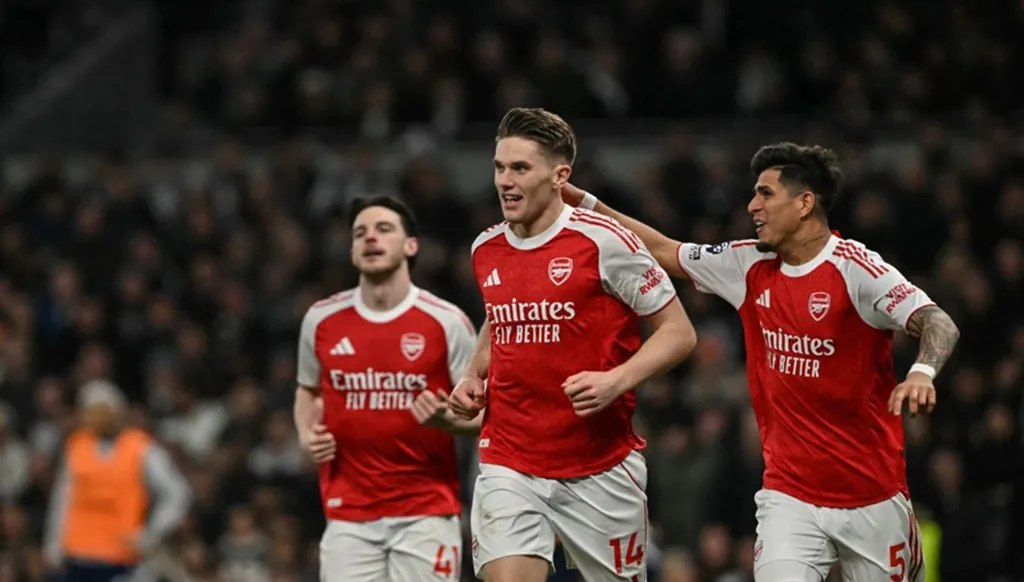 آرسنال ضد تشيلسي في الدوري الإنكليزي... موعد المباراة والقنوات الناقلة