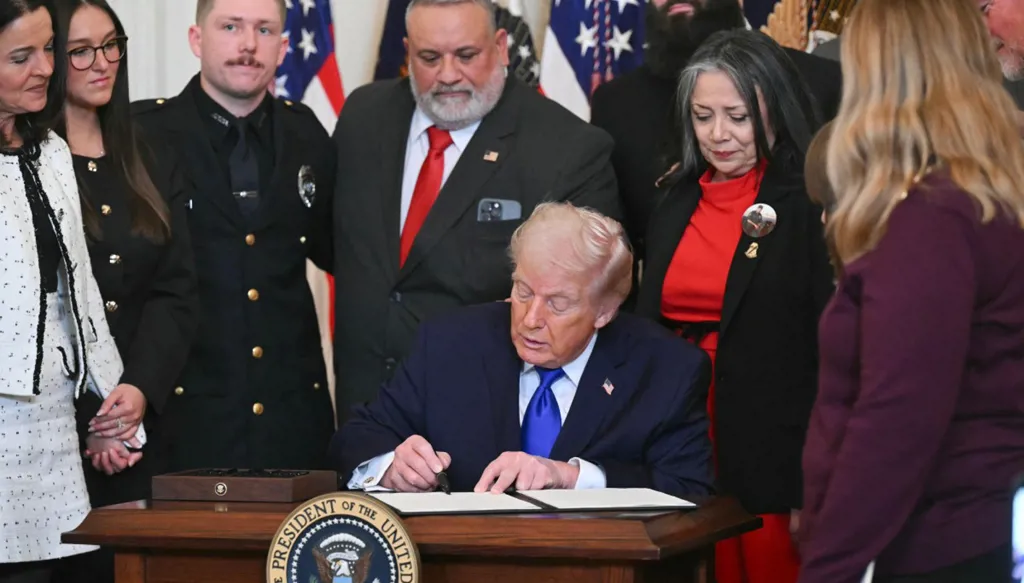 ترامب ينفي وجود أي خلاف مع رئيس الأركان الأميركي حول إيران