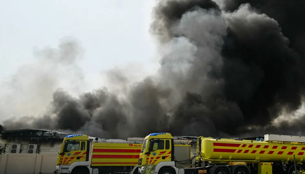 إيران تواصل استهداف دول الخليج والعراق....