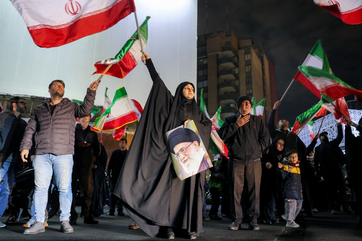 إيرانيون. (أ ف ب)