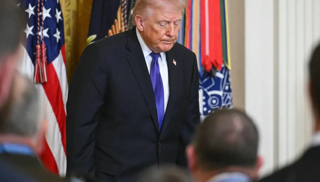 ترامب للإيرانيين: فات الأوان