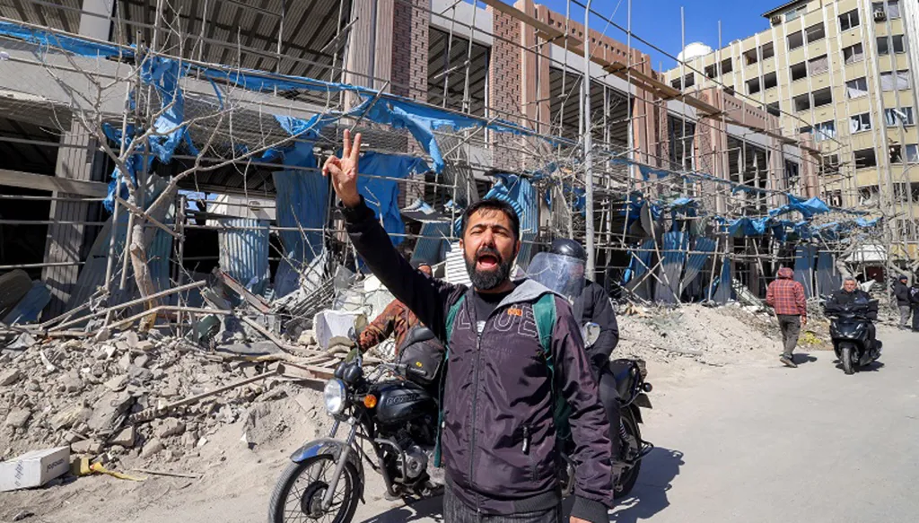 التصعيد ضد إيران يكشف هشاشة التحالفات الدولية: الصين وروسيا تراقبان وأوروبا عاجزة