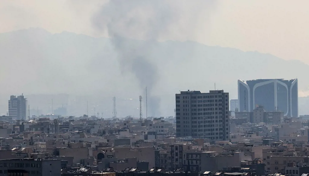 إيران تعتمد على مسيّراتها مع تراجع وتيرة إطلاقها الصواريخ... شلل أم مناورة عسكرية؟