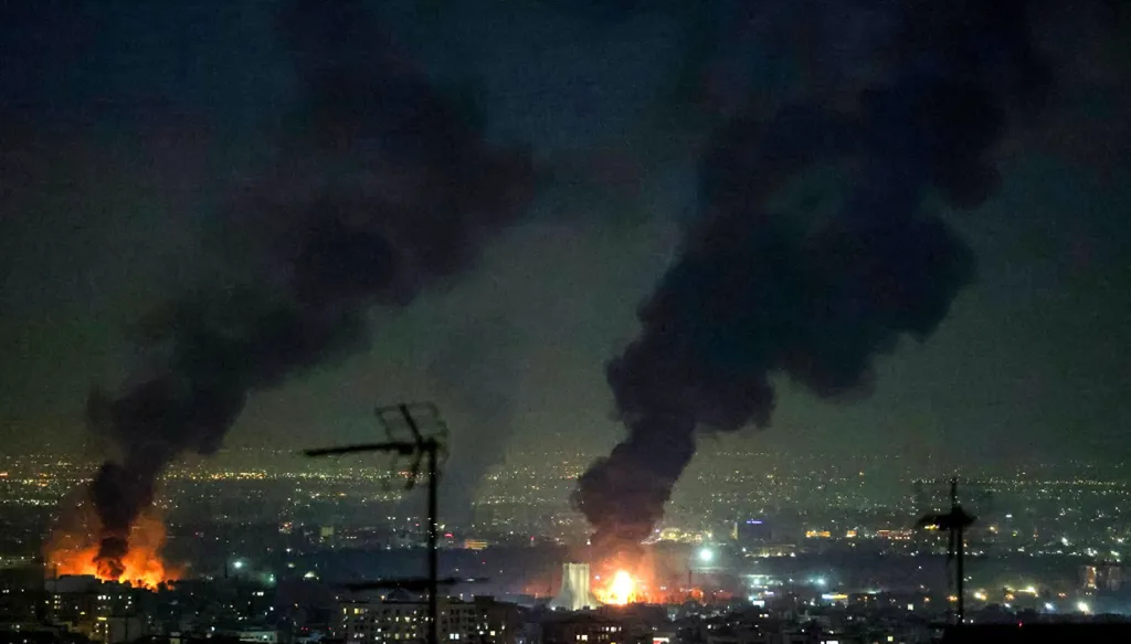 بزشكيان: إيران "ستضطر إلى الرد" إذا تعرّضت لهجوم انطلاقاً من الدول المجاورة