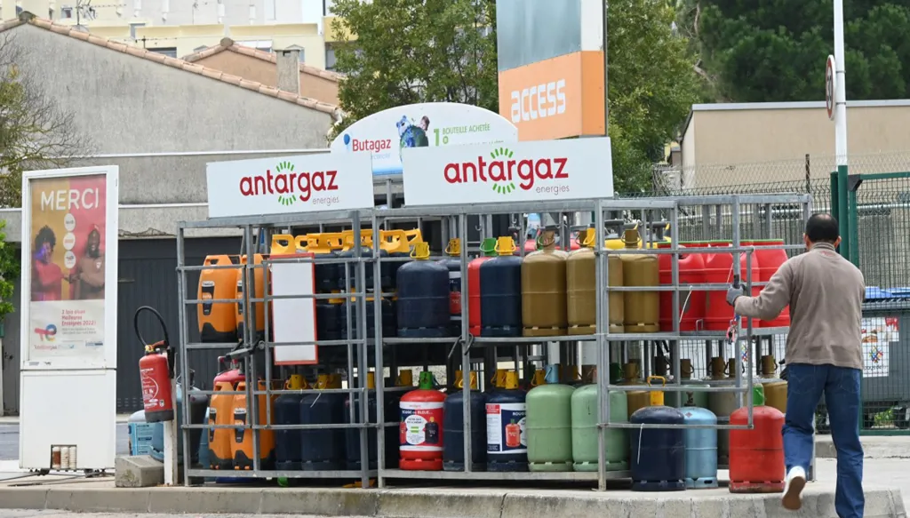 ارتفاع أسعار الغاز في أوروبا بنسبة 30% بسبب الحرب في الشرق الأوسط