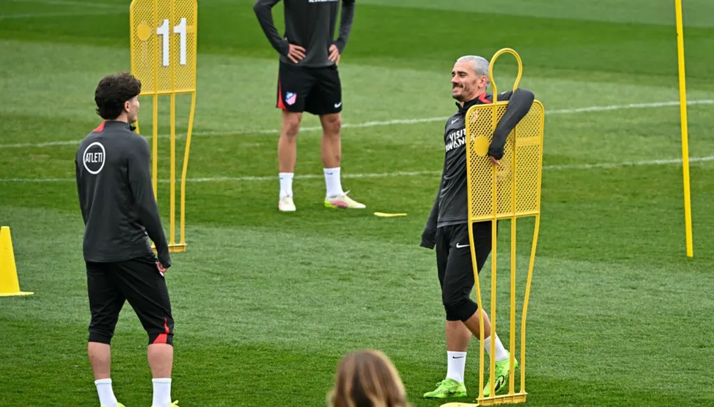 سيميوني يكشف سر تفوق الفرق الإنكليزية